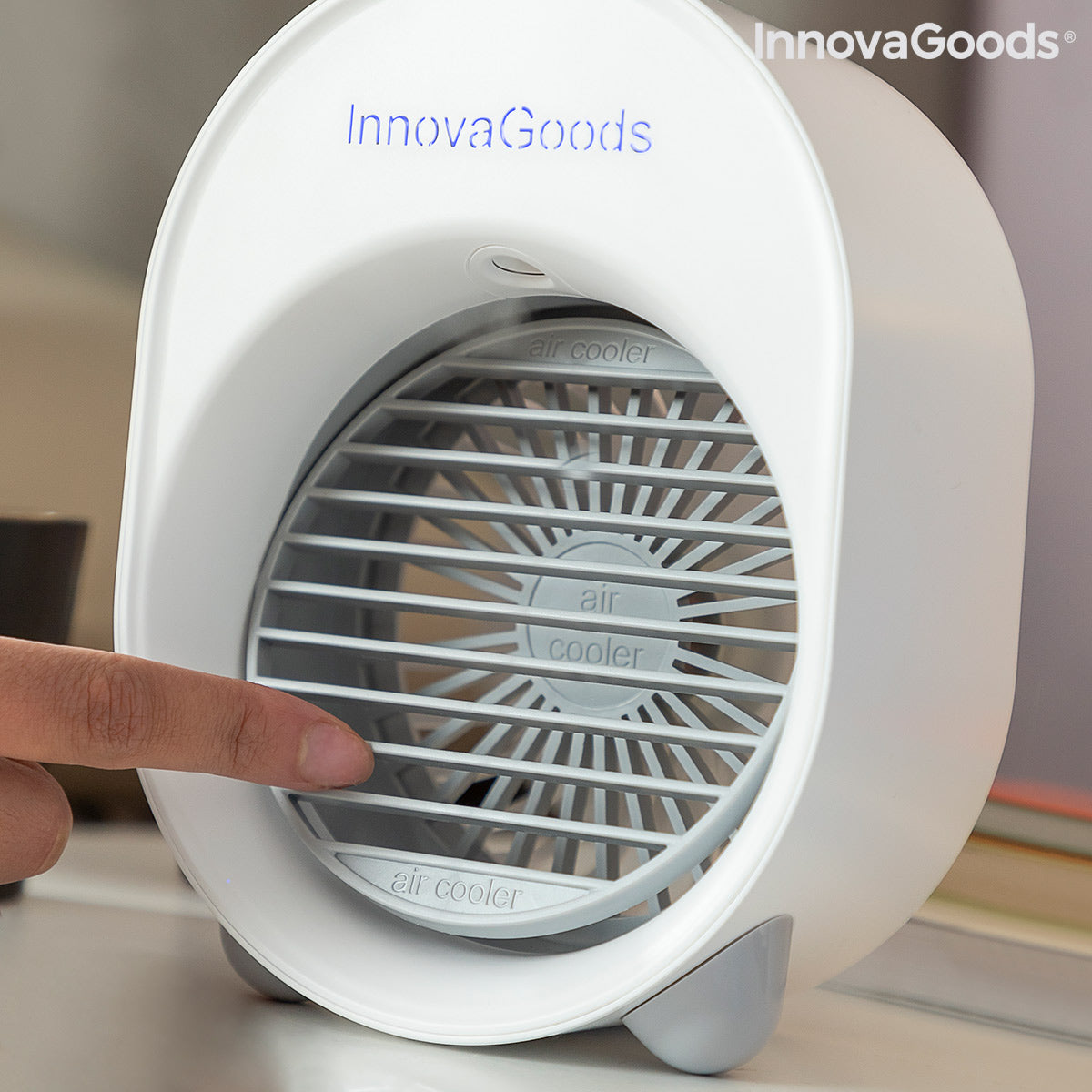 Mini Climatizador Humidificador por Ultrasonidos con LED Koolizer InnovaGoods