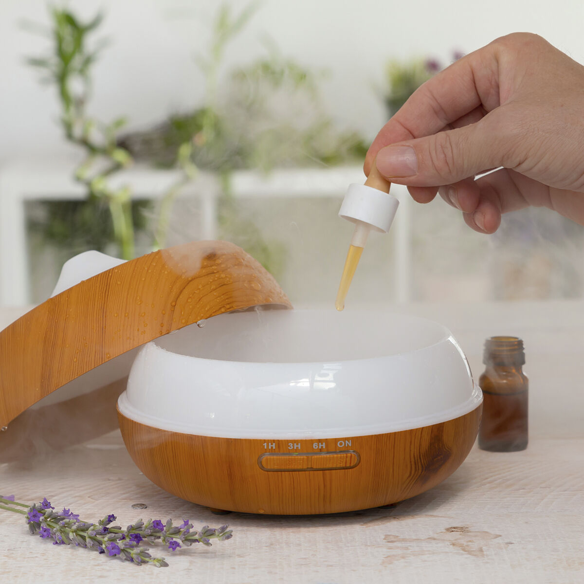 Humidificador Difusor de Aromas LED Wooden-Effect InnovaGoods